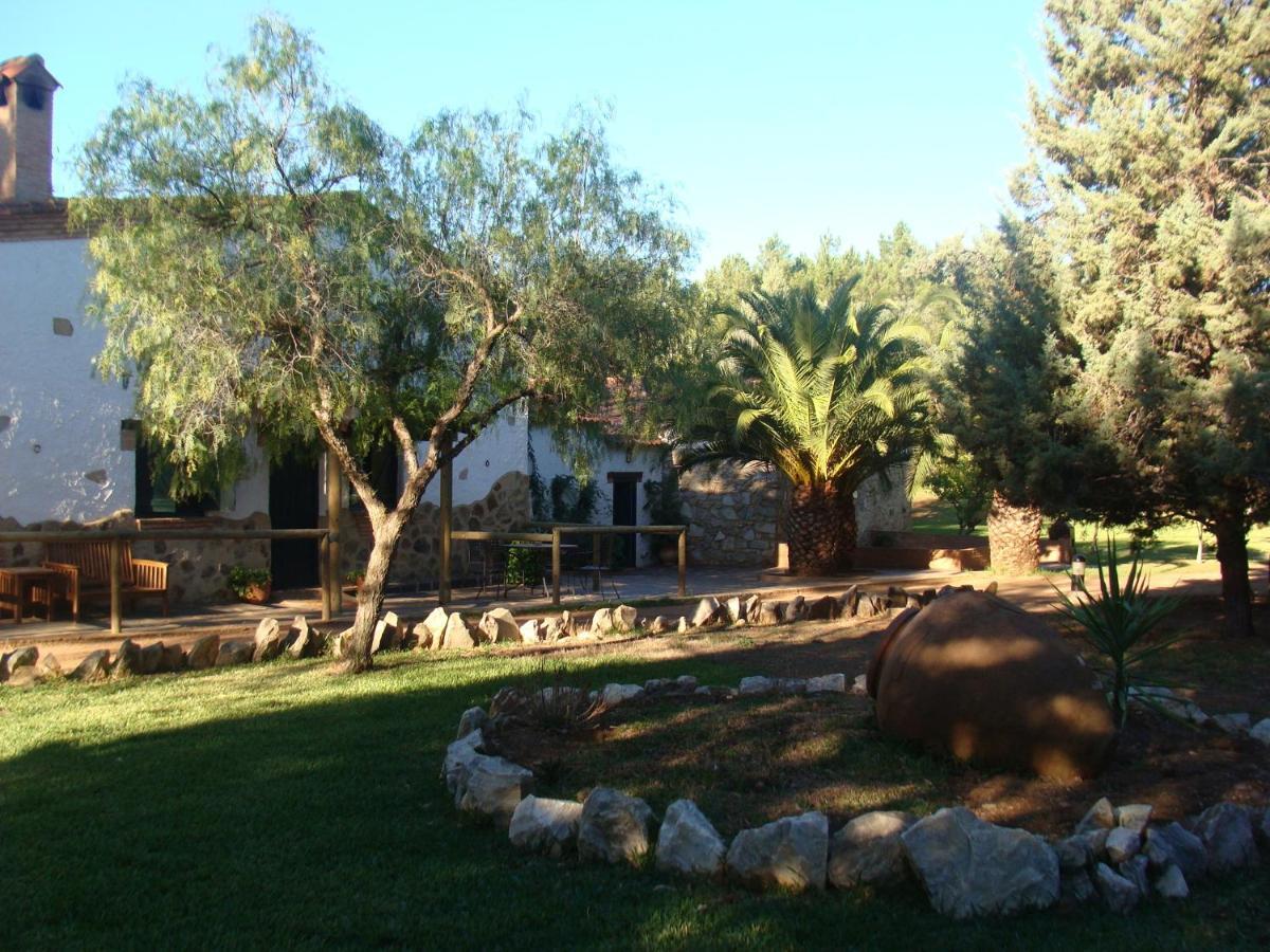 Complejo Rural Puerto Penas Hotel Aroche ภายนอก รูปภาพ